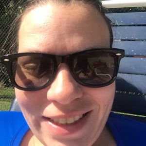 Meet your Posher, Jillian